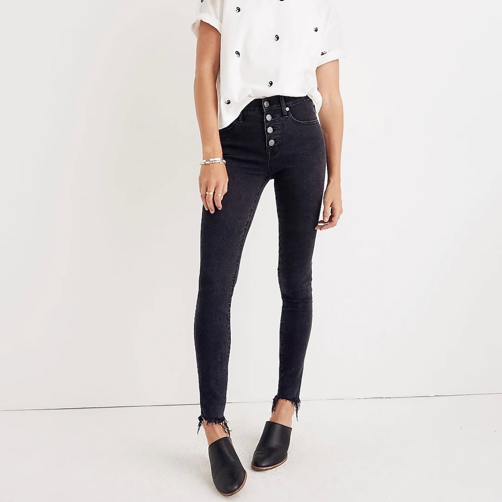Madewell 9" Mid-Rise Skinny Jeans in Berkeley Black Button Through Edition